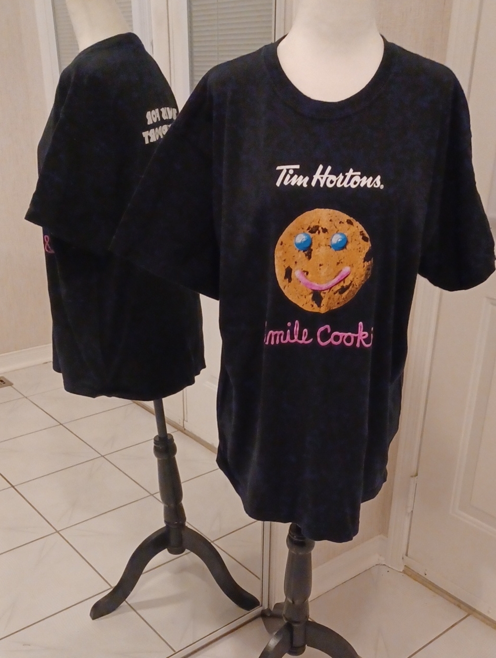 4/$40 Tim Hortons Black "Smile Cookie" Tee - Size Large